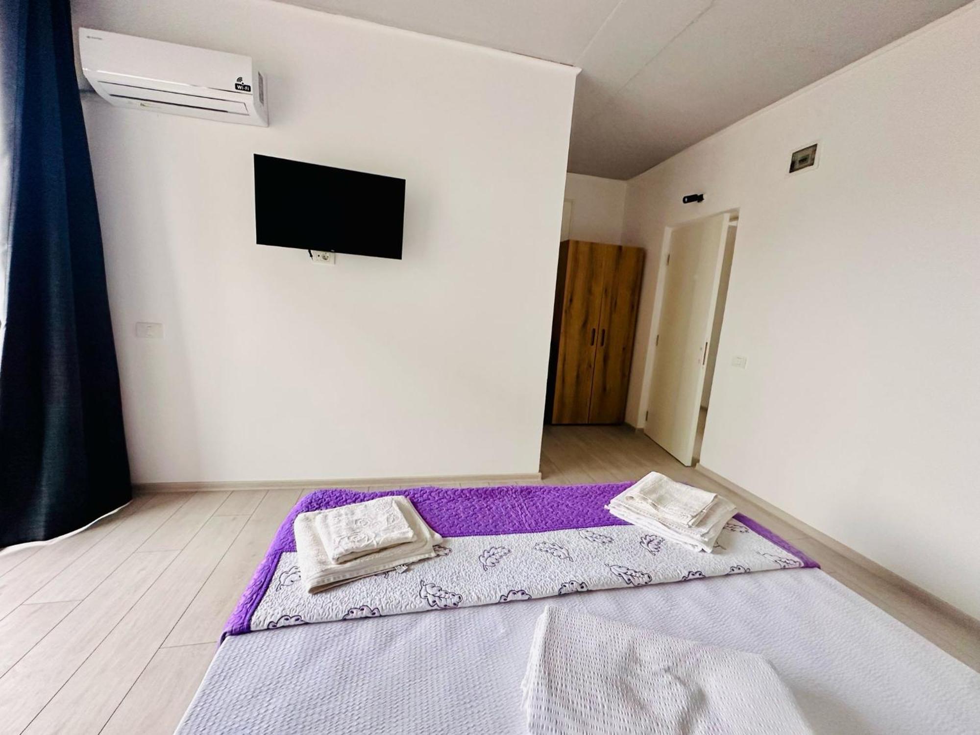 Casa Bucuria Hotel Costinesti Ngoại thất bức ảnh